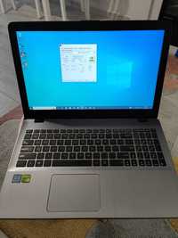 Laptop Asus A542U