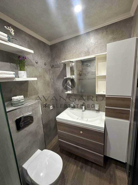 Продава се Двустаен апартамент в Пловдив, Център - 63 кв.м за 2445 €/кв.м - Снимка #7