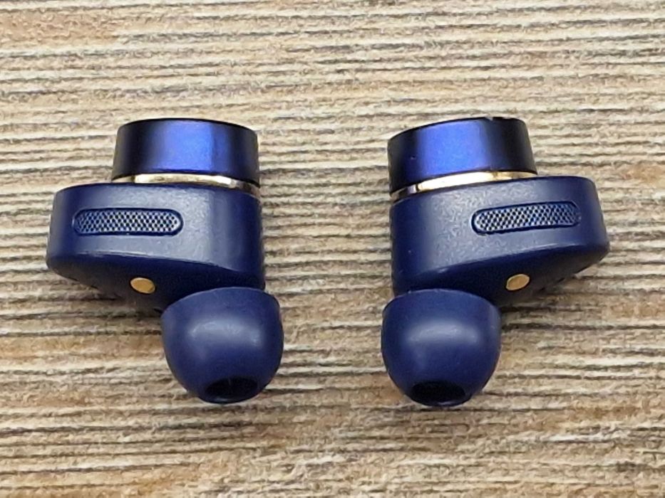 Слушалки Bower&Wilkins PI7