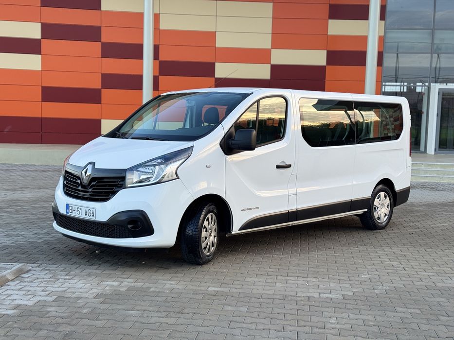 Renault trafic 8+1