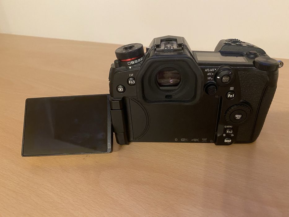 Panasonic LUMIX G9