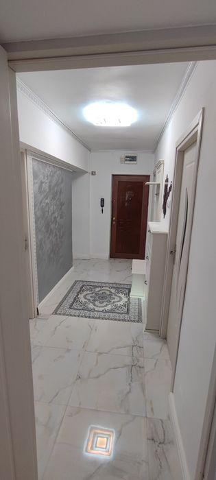 Apartament 3 camere 2grupuri sanitare, 88 m², Dacia – Bicaz,
