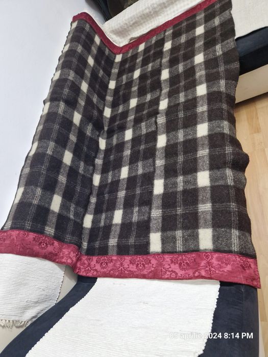 Presuri taranesti tesute la razboi