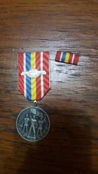 medalie 30 ani 23 august 1944 cu bareta