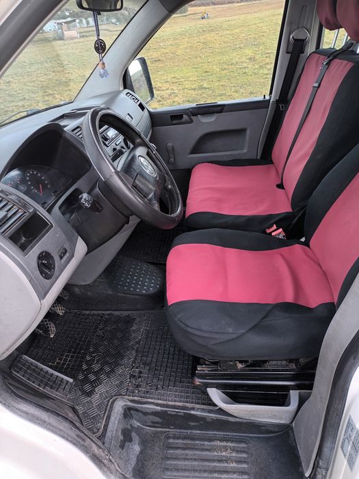 VW  T5 Doka  autoutilitară 6 locuri