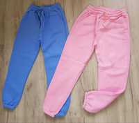 Pantaloni grosi vătuiti
 Roz XL
Albastru L XL
85 lei bucata