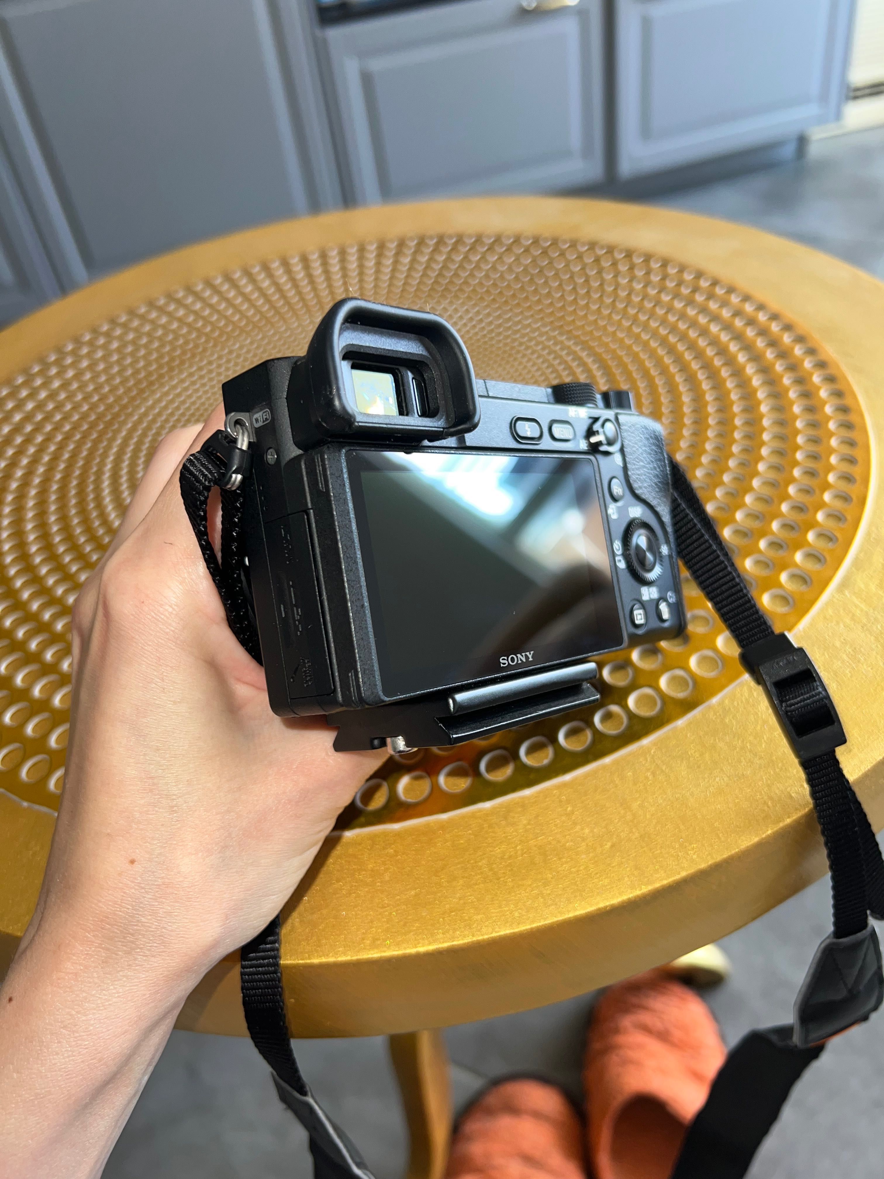 Sony a6400 +kit 16-50 3.5-5.6 OSS