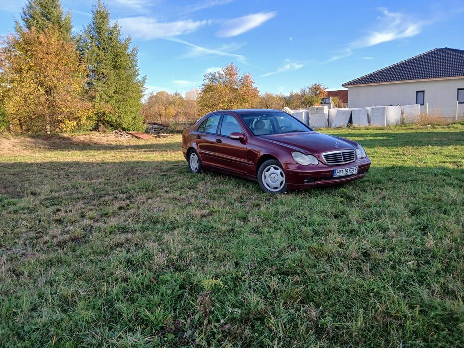 Mercedes Benz c200