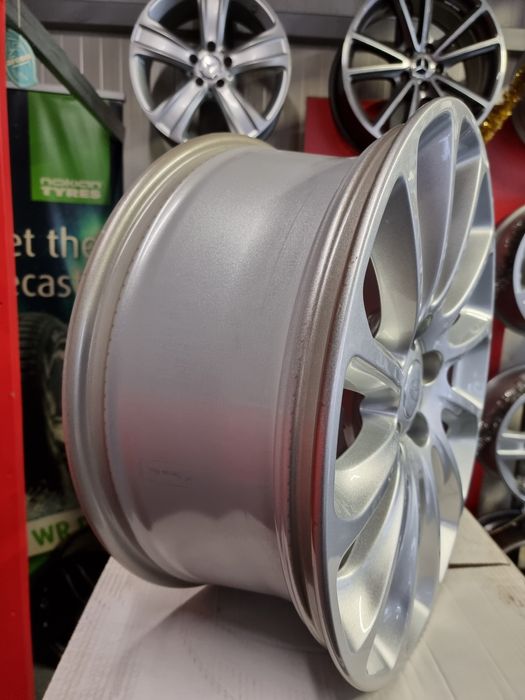 Оригинални джанти Range Rover 20 5 120