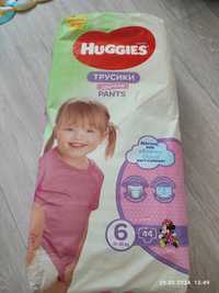 Трусики-подгузники HUGGIES