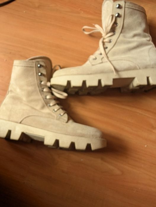 Ghete Prada piele