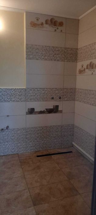 Construcții Durabile, Acoperișuri, Fundații, și Renovări