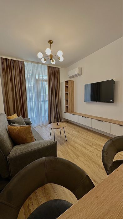 Inchiriez apartament 2 camere Campeador (metro)