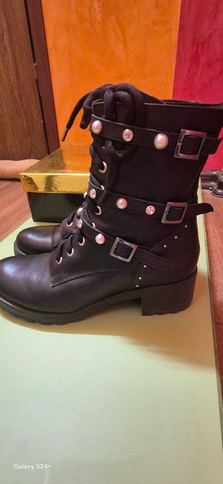 Разкошни боти естествени материали