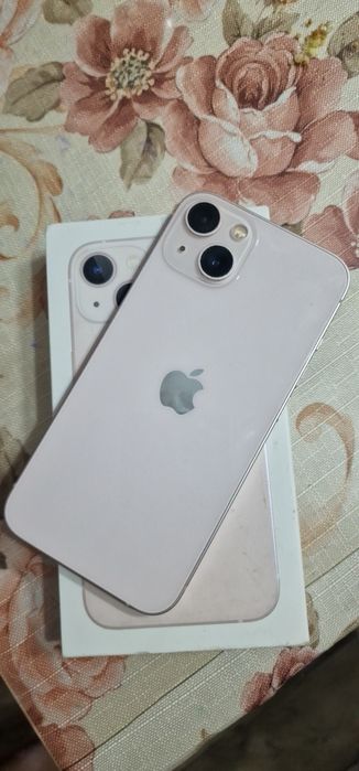 iPhone 13 /128/79% розовый, коробка...очень много разных чехлов