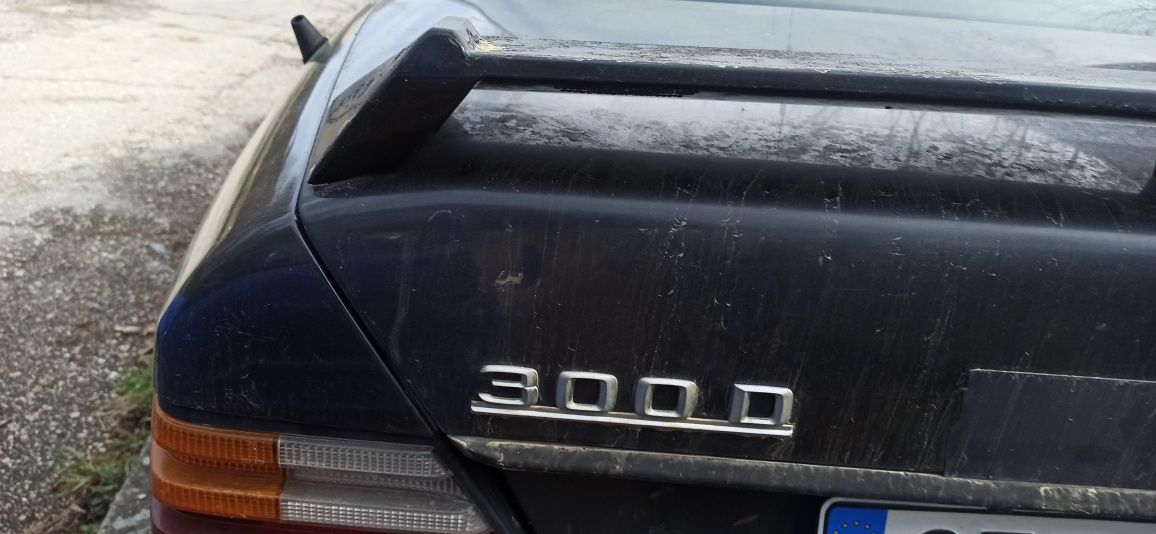 Оригинален спойлер AMG за 124 ка