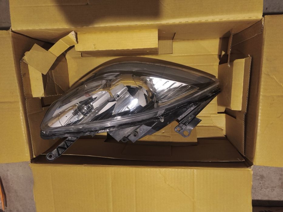 Фарове xenon Zafira B