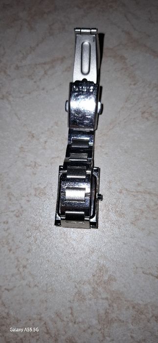 Ceas dama casio rezistent la apa