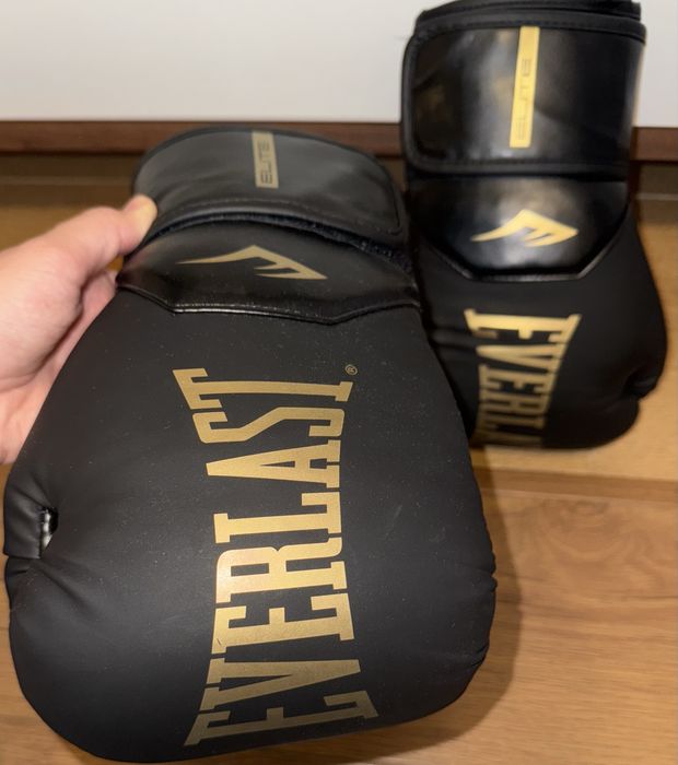Боксови ръкавици Еверласт 12 оz
