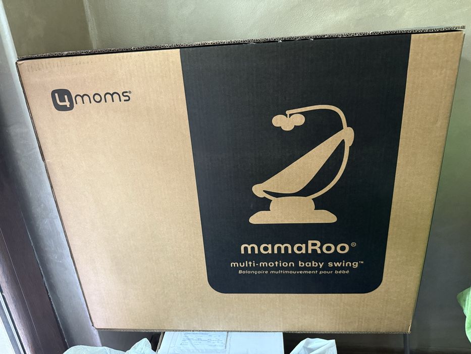 НОВА Електрическа люлка mamaRoo -неотворена и запечатана