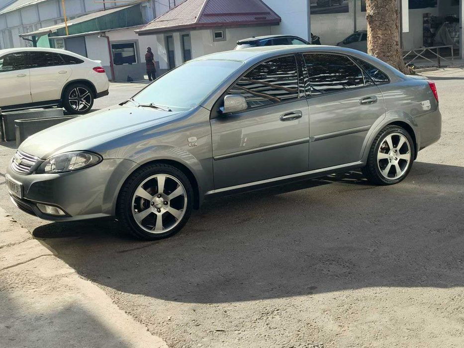 Jentra sotiladi 3 pozitsiya