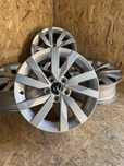 Jante R 16 Vw Passat B8 Originale, impecabile, model deosebit !