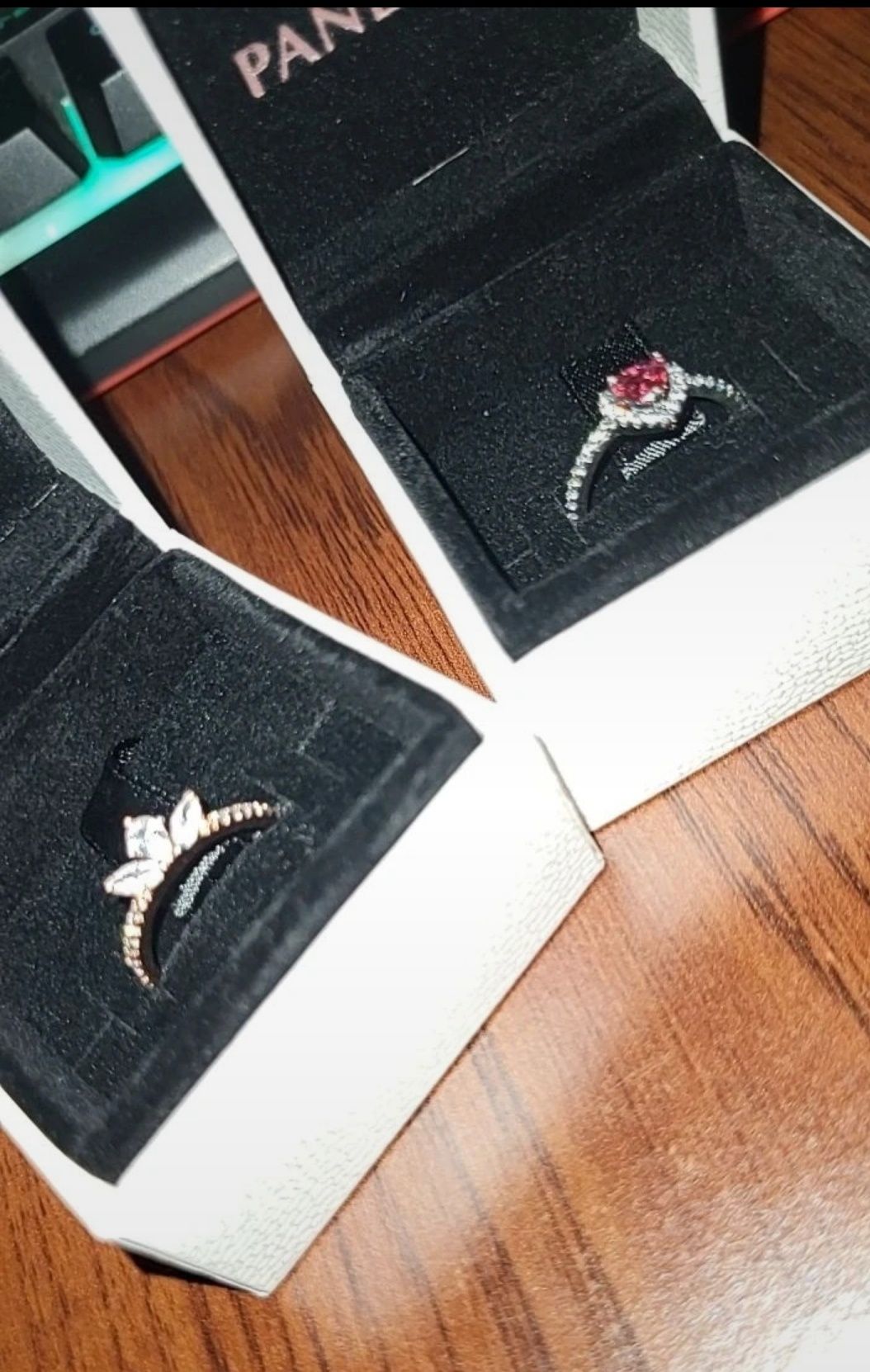 Pandora rings          .