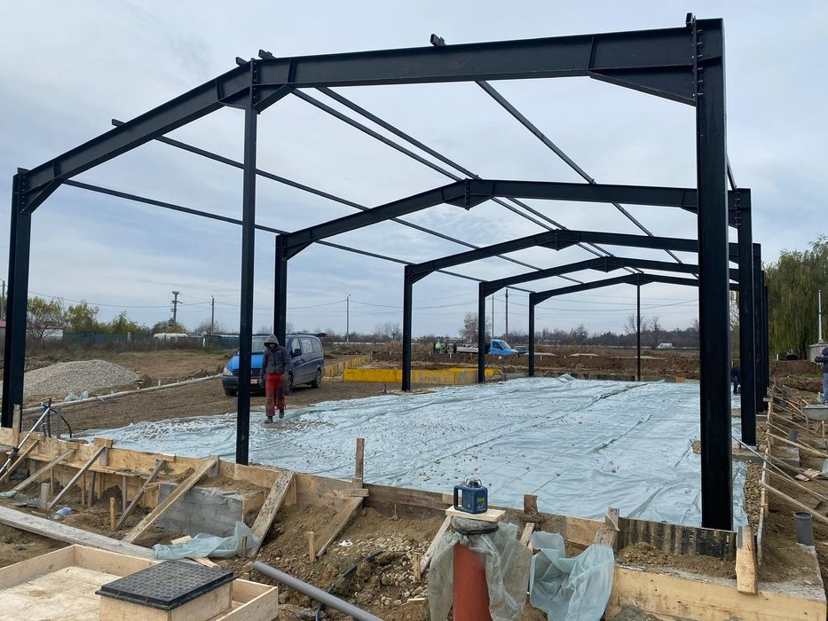 Vând Hale și structurii metalice  diferite dimensiuni fără avans