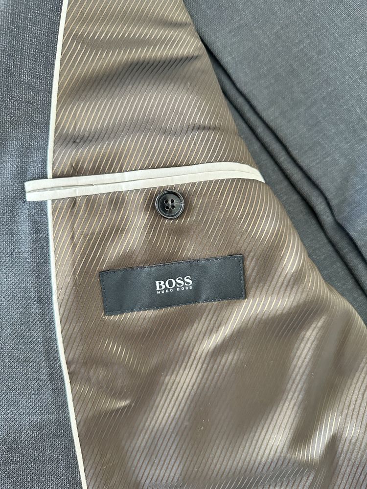 Костюм Hugo boss