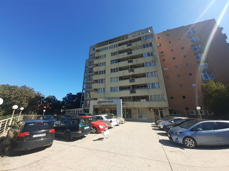 СОБСТВЕНИК Частно лице Продава 3-стаен Апарт. Никея Парк над Ривиерата