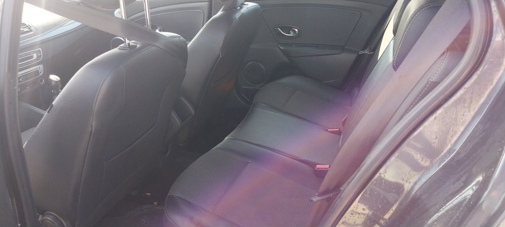 Renault megan  an 2012