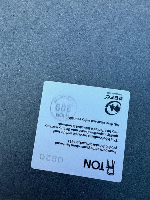 Scaune originale TON (Thonet) - lemn masiv, horeca - Stivuibile - 40