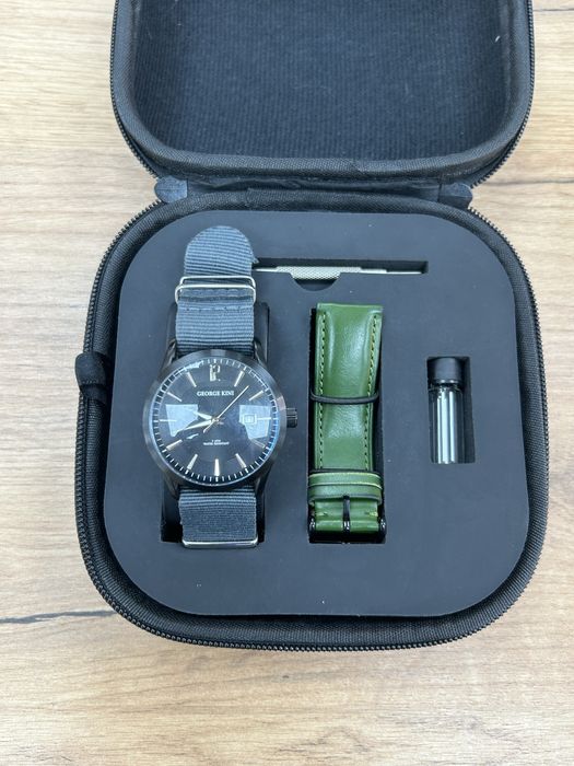 Часы George KINI/Момышулы 23/рассрочка 0-0-12