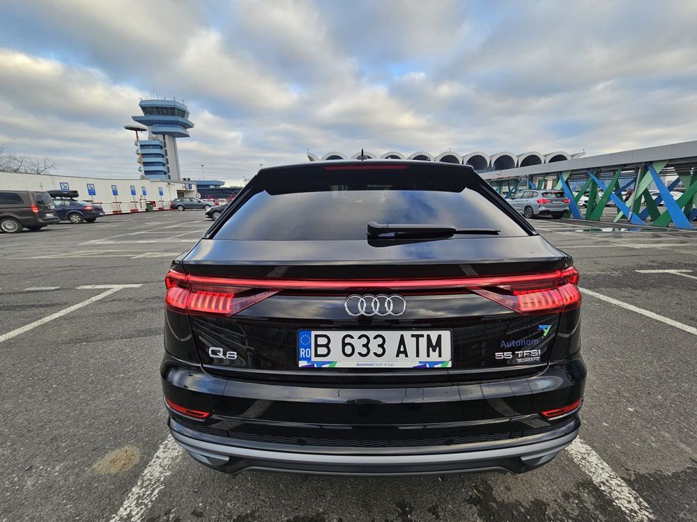 Inchirieri Masini Premium Bucuresti - Audi Q8 - benzina - automat rent