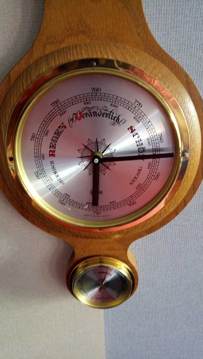 Метеорологична станция Термометър,Кварцов Часовник,Влагомер отГермания