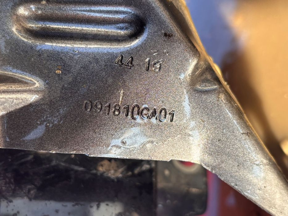 Калник преден ляв • Peugeot 3008 / 5008 2016–2024