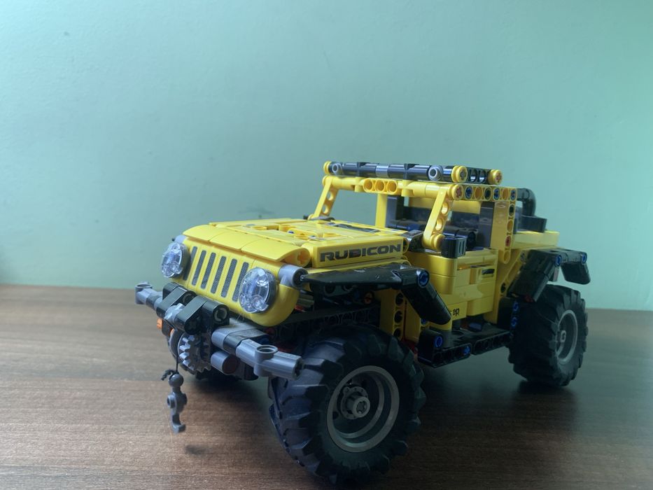 Masini Lego Technic (Doghe chargher, Jeep, Mclaren, Porsche..)