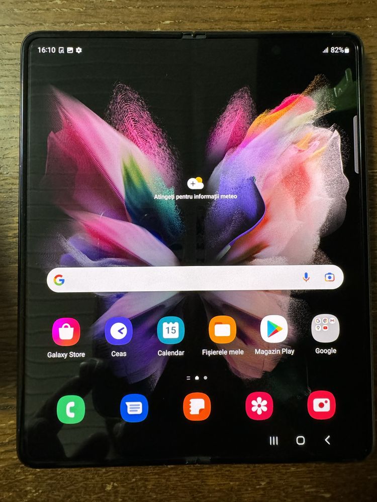 Samsung Z Fold 3