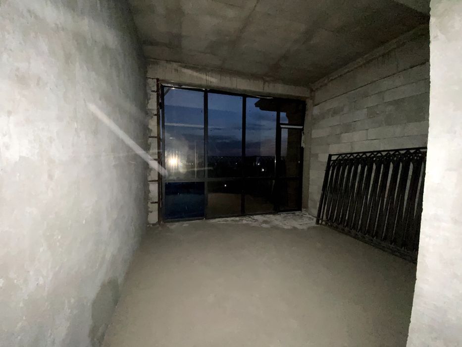 Srochna 160 kv ( 130+30) sotiladi! uy o'zimizniki