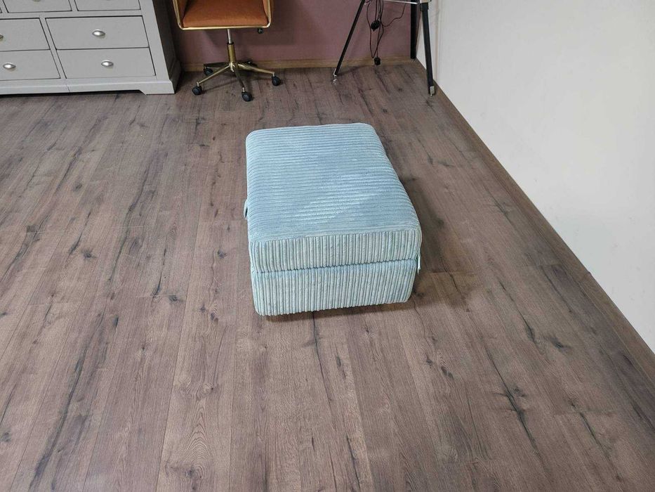 Синя табуретка от плат с функция ракла