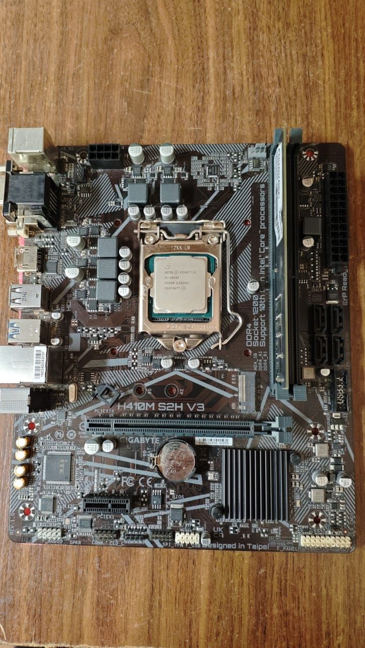 Продам материнскую плату h410m/core i3 10 pok/ ozu 8gb