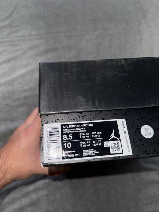 Air Jordan 4 Black Cat