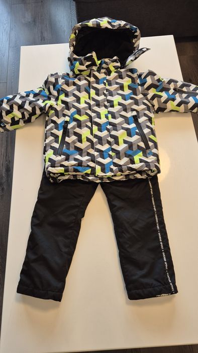 Детско ски-яке, размер 92 и ски панталони, размер 98!