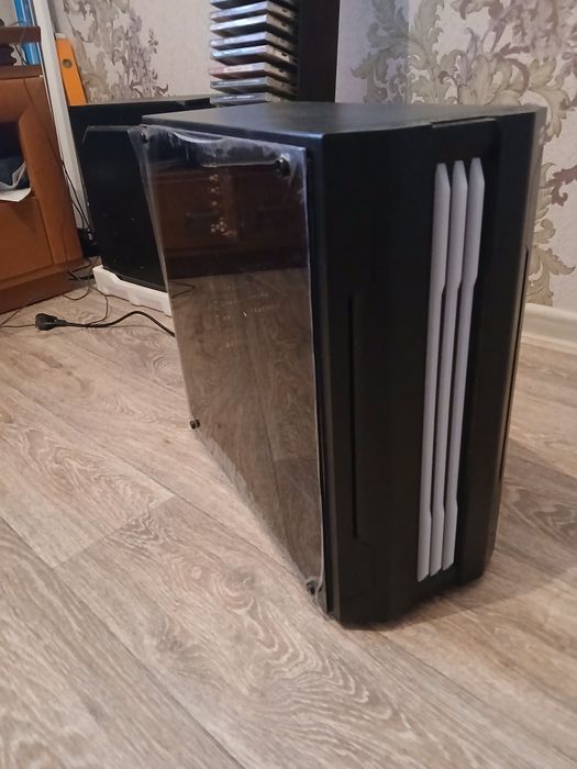 Продам системный блок Core i 12100 F