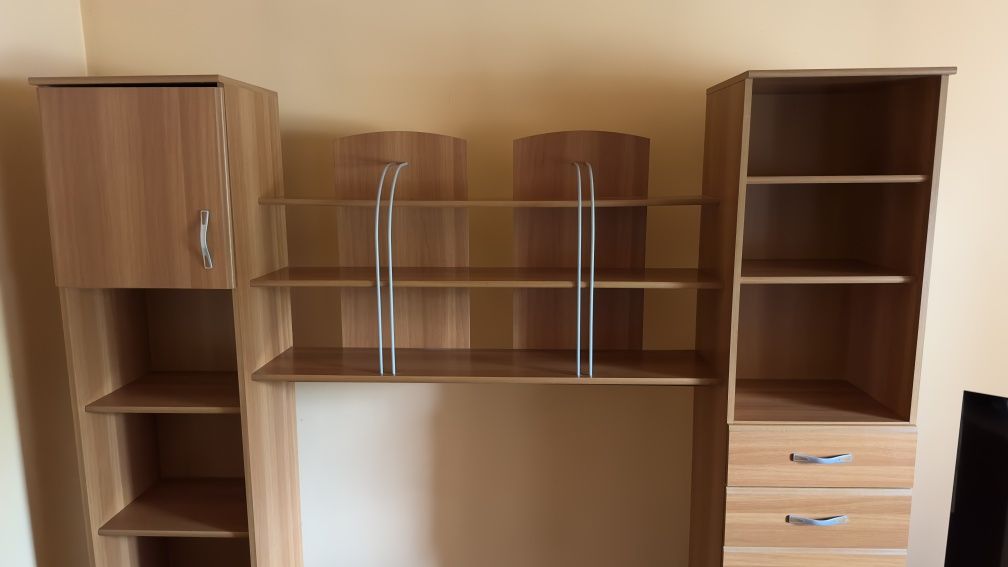 Set mobilier (dulap și cadru birou)