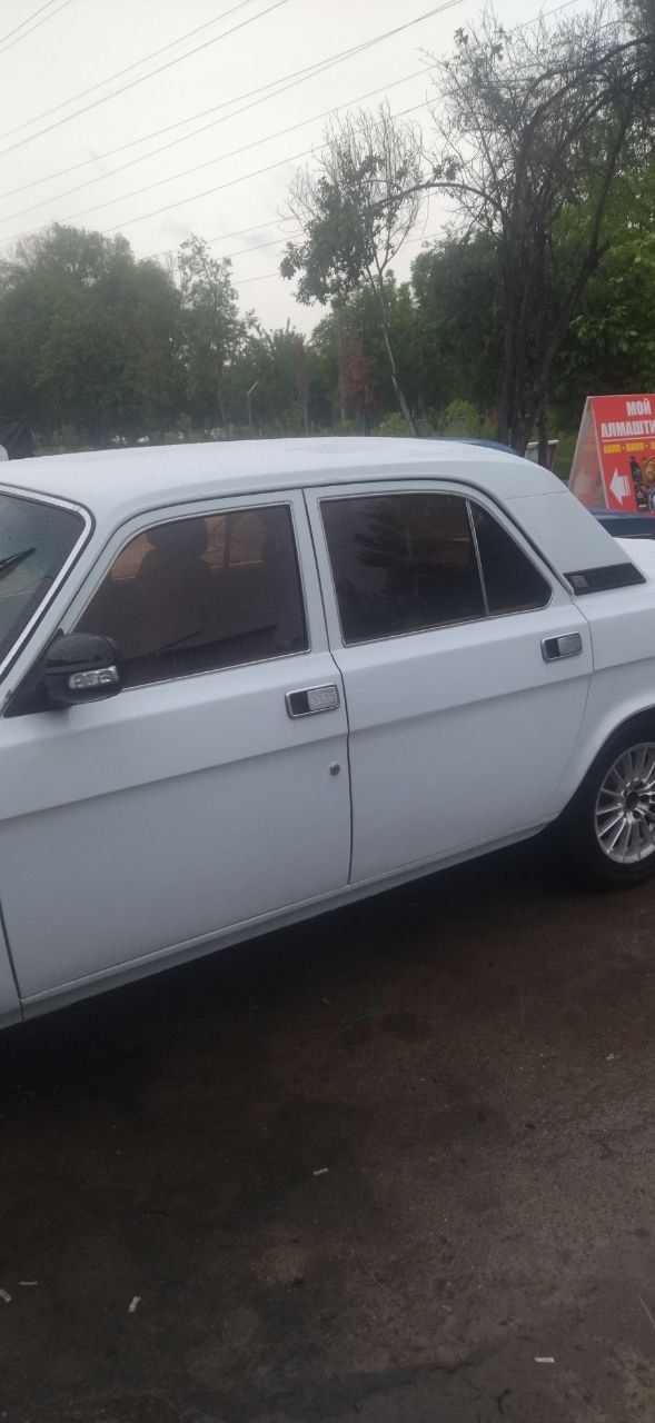 ГАЗ 3102 в хорошем состоянии