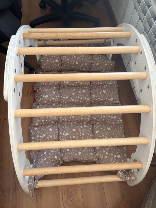 Детская качалка Монтессори