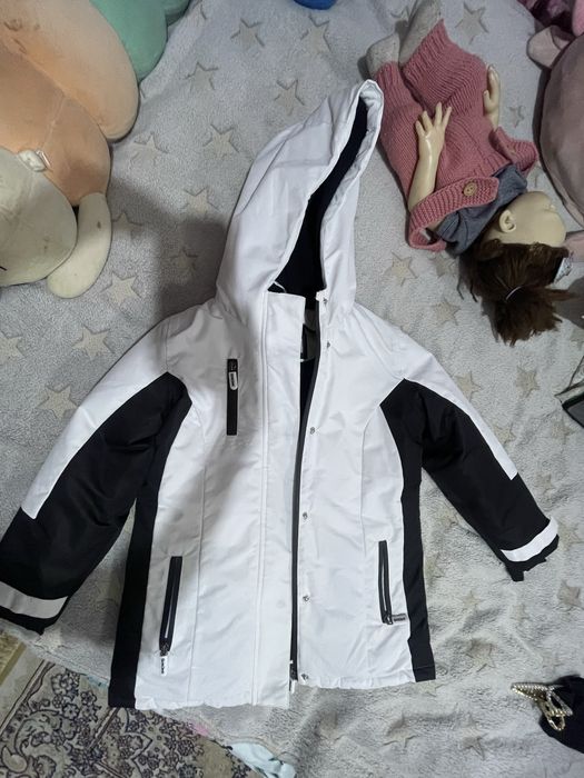 Куртка детская теплая на 7/8 лет