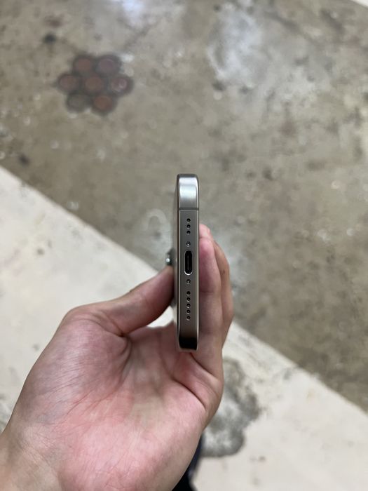 iPhone 15 pro с гарантей