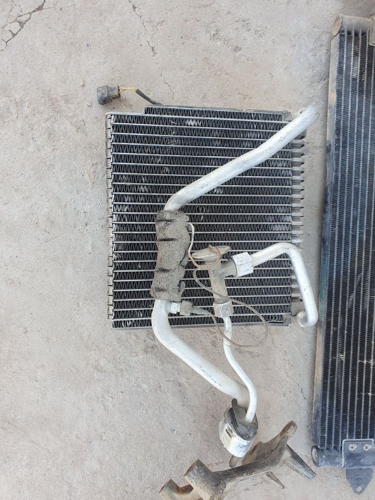 Kondinsioner sotiladi mitsubishi galant